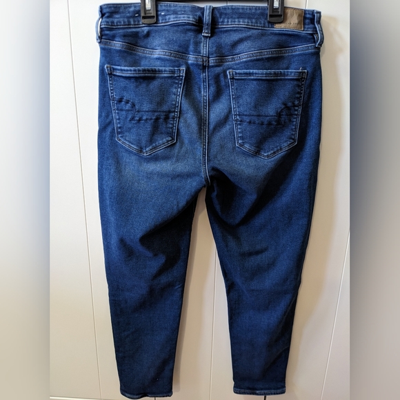 AMERICAN EAGLE, Next Level, Hi-Rise Jegging Crop, Gravity Blue, Size 12 Short. - Picture 5 of 9